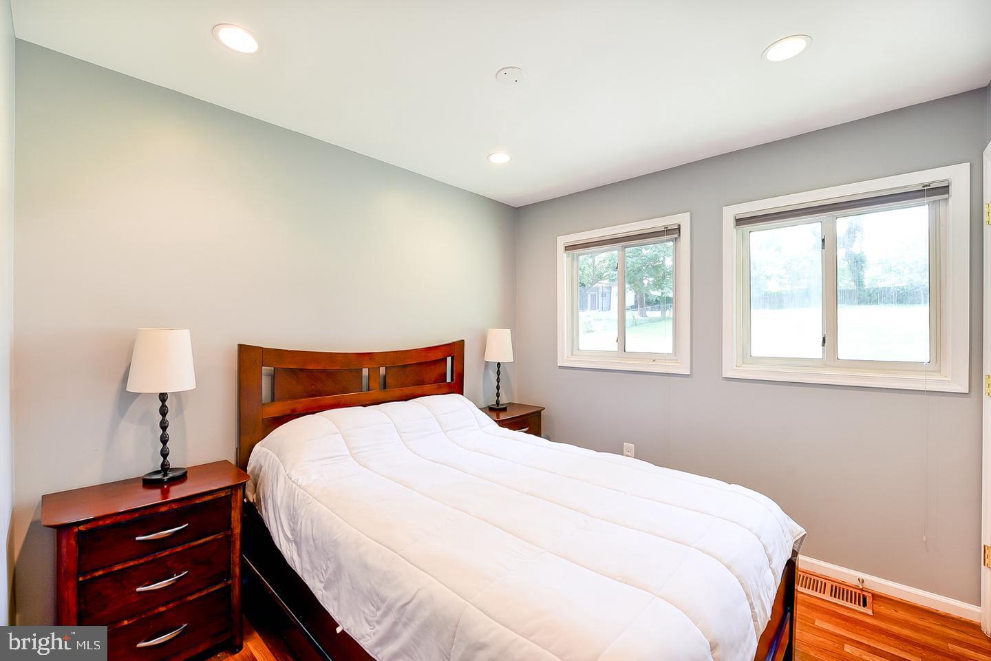 FALLS CHURCH - Residential Lease
