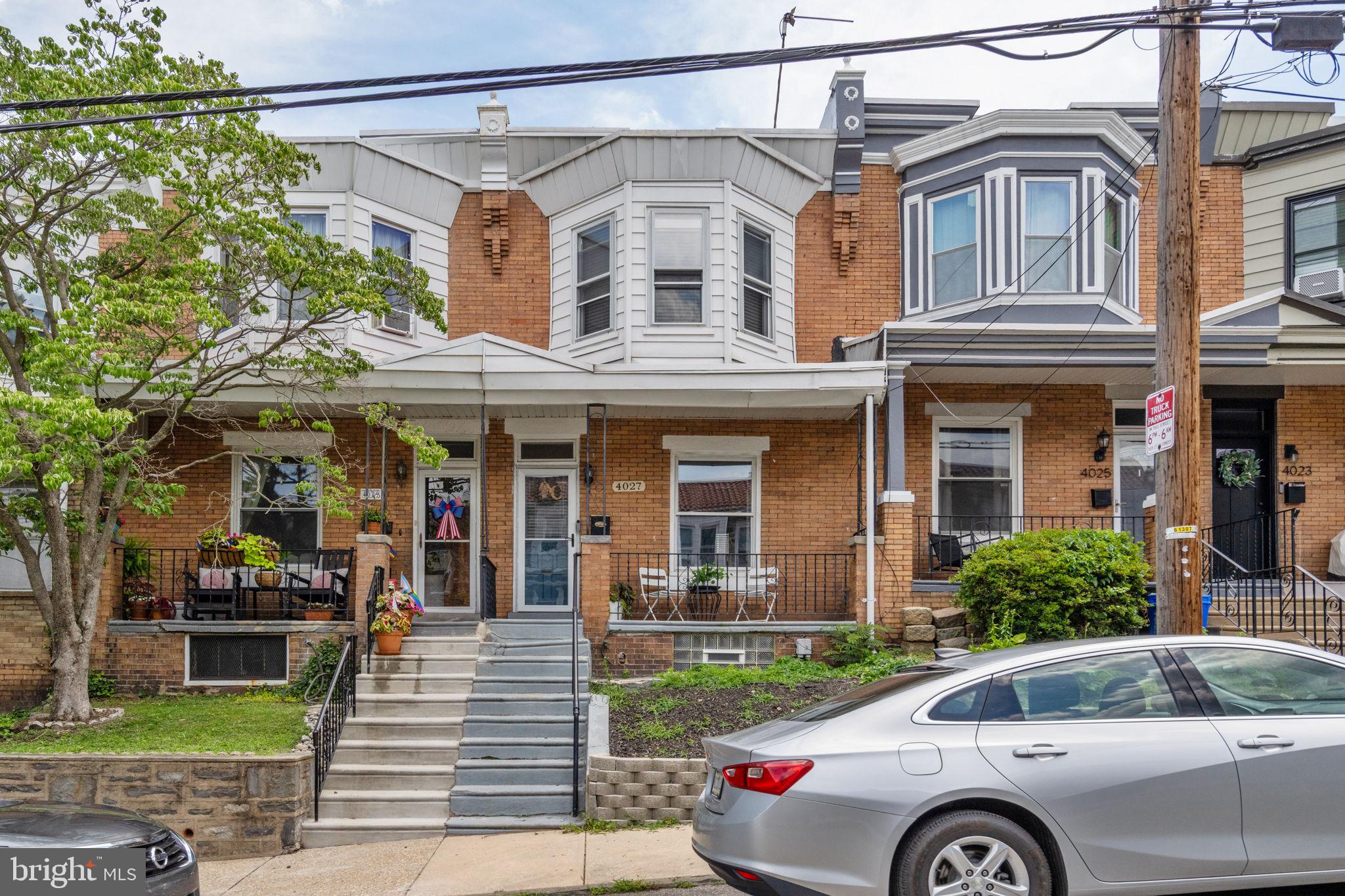 ROXBOROUGH - Residential