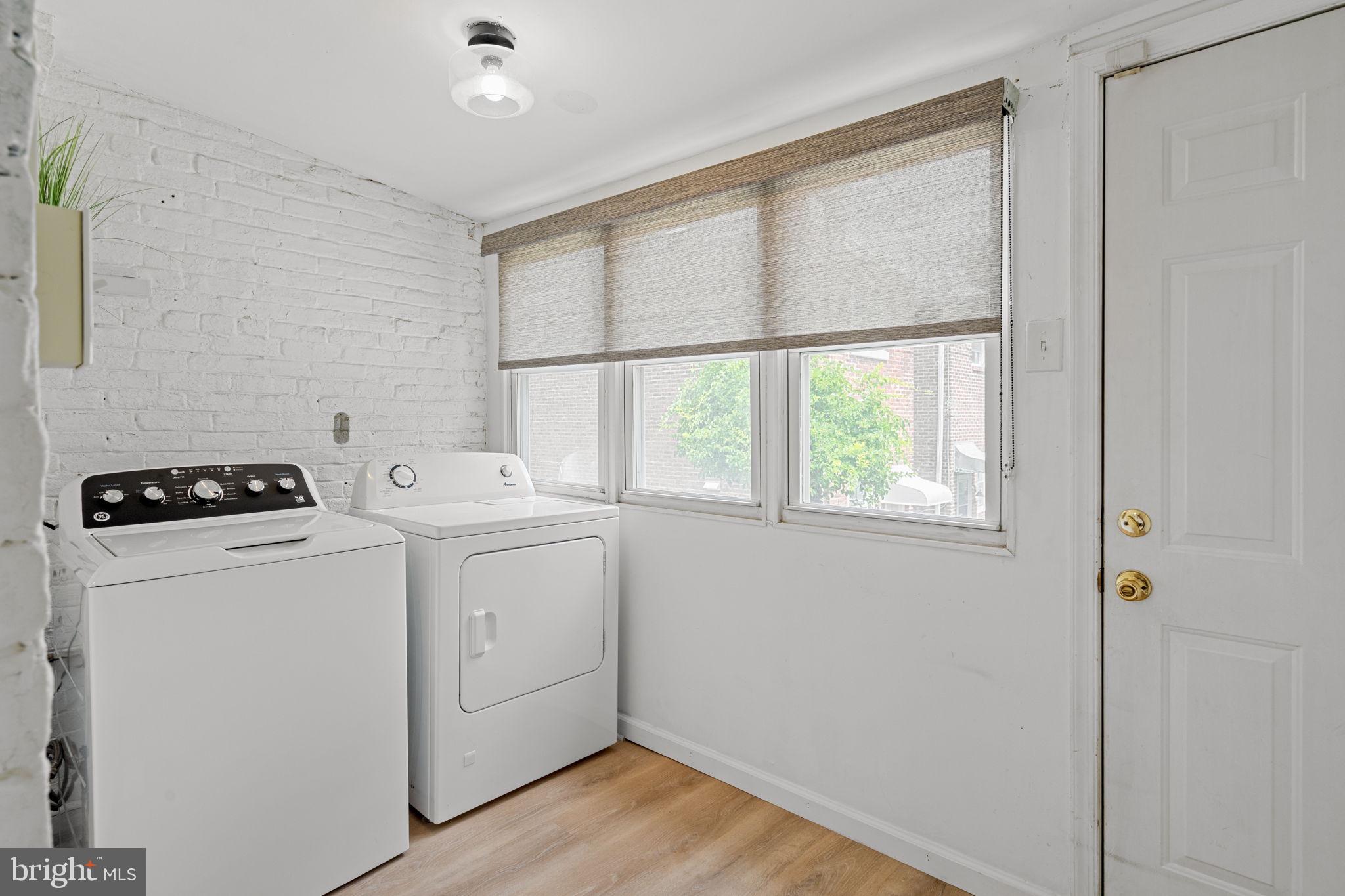 ROXBOROUGH - Residential