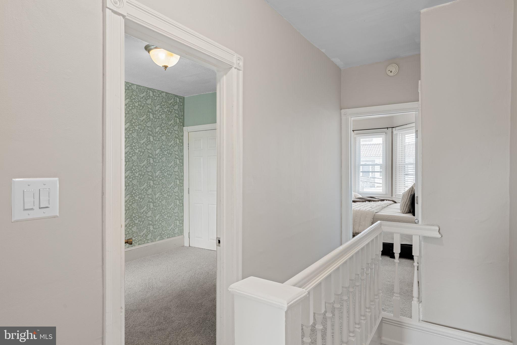 ROXBOROUGH - Residential