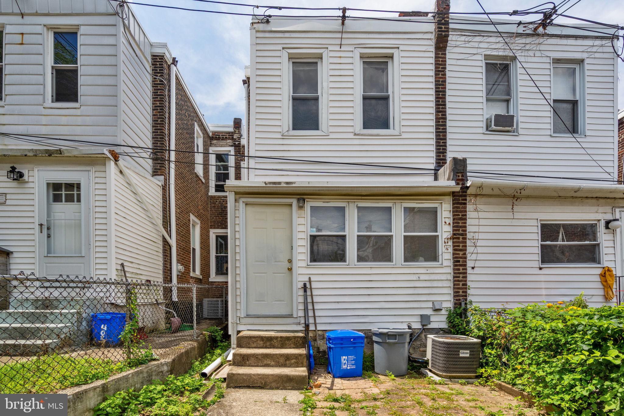 ROXBOROUGH - Residential