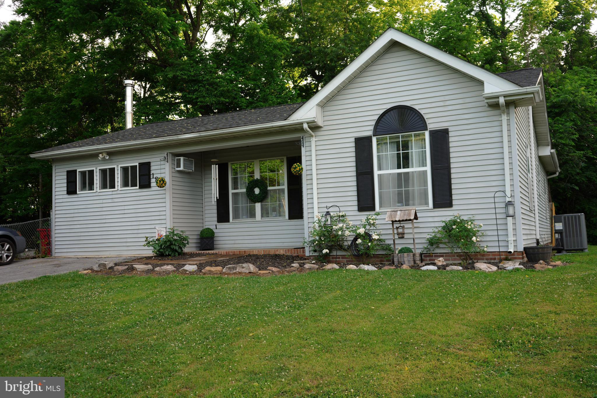 PIKEVIEW ACRES WEST - Residential