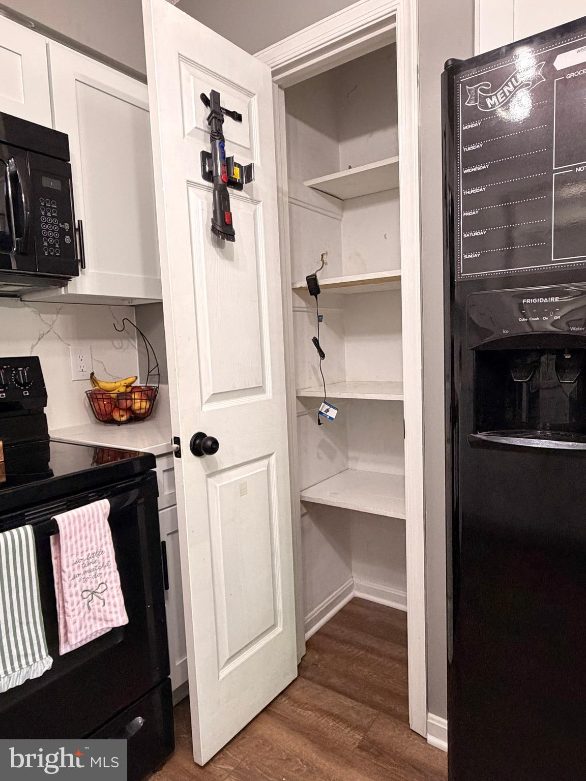 PIKEVIEW ACRES WEST - Residential