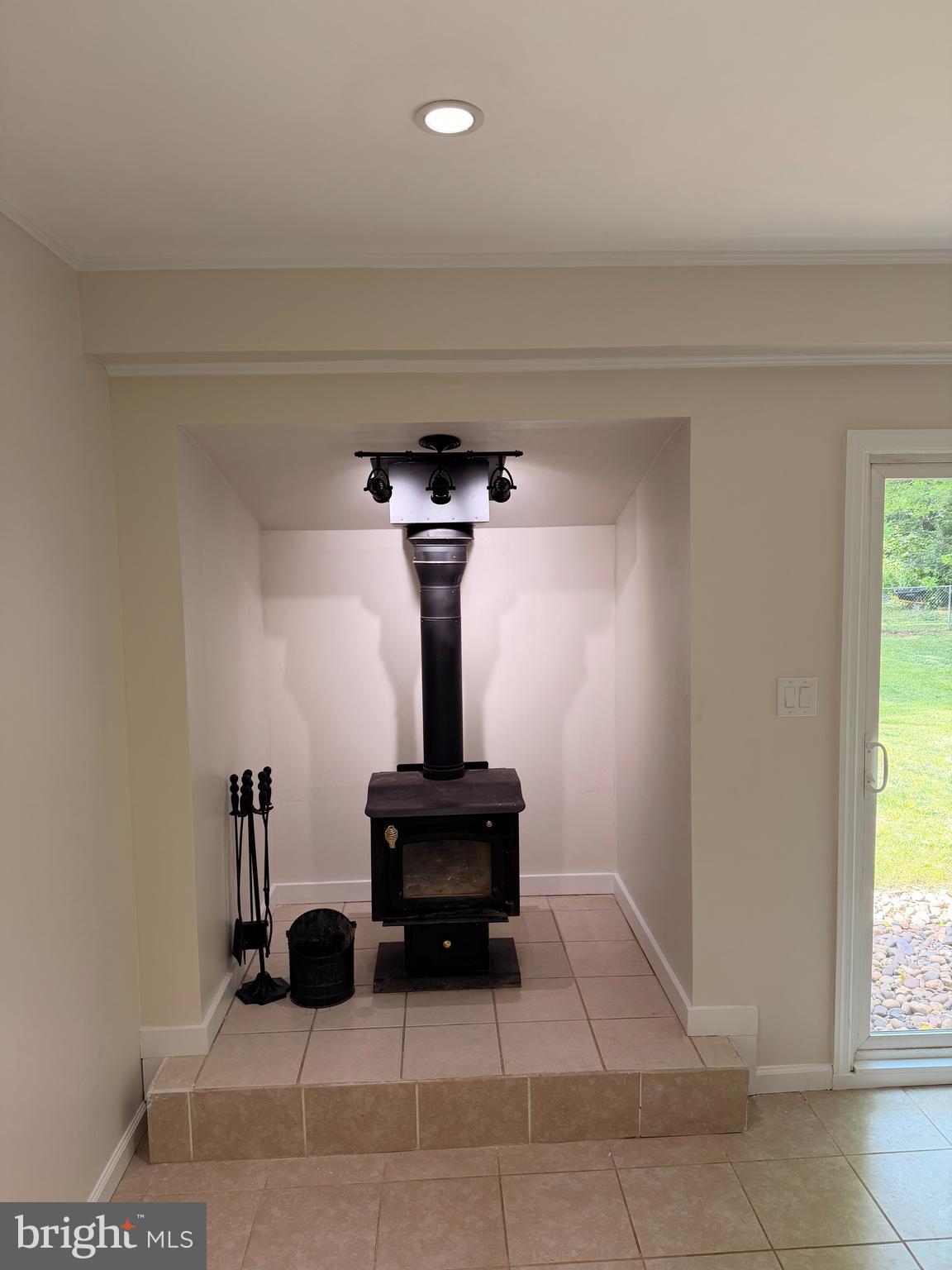 PIKEVIEW ACRES WEST - Residential