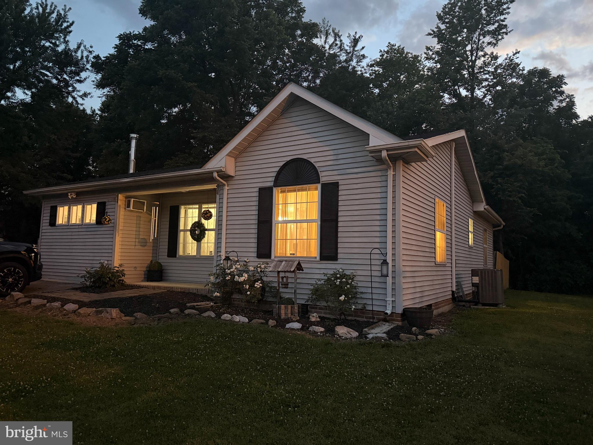 PIKEVIEW ACRES WEST - Residential