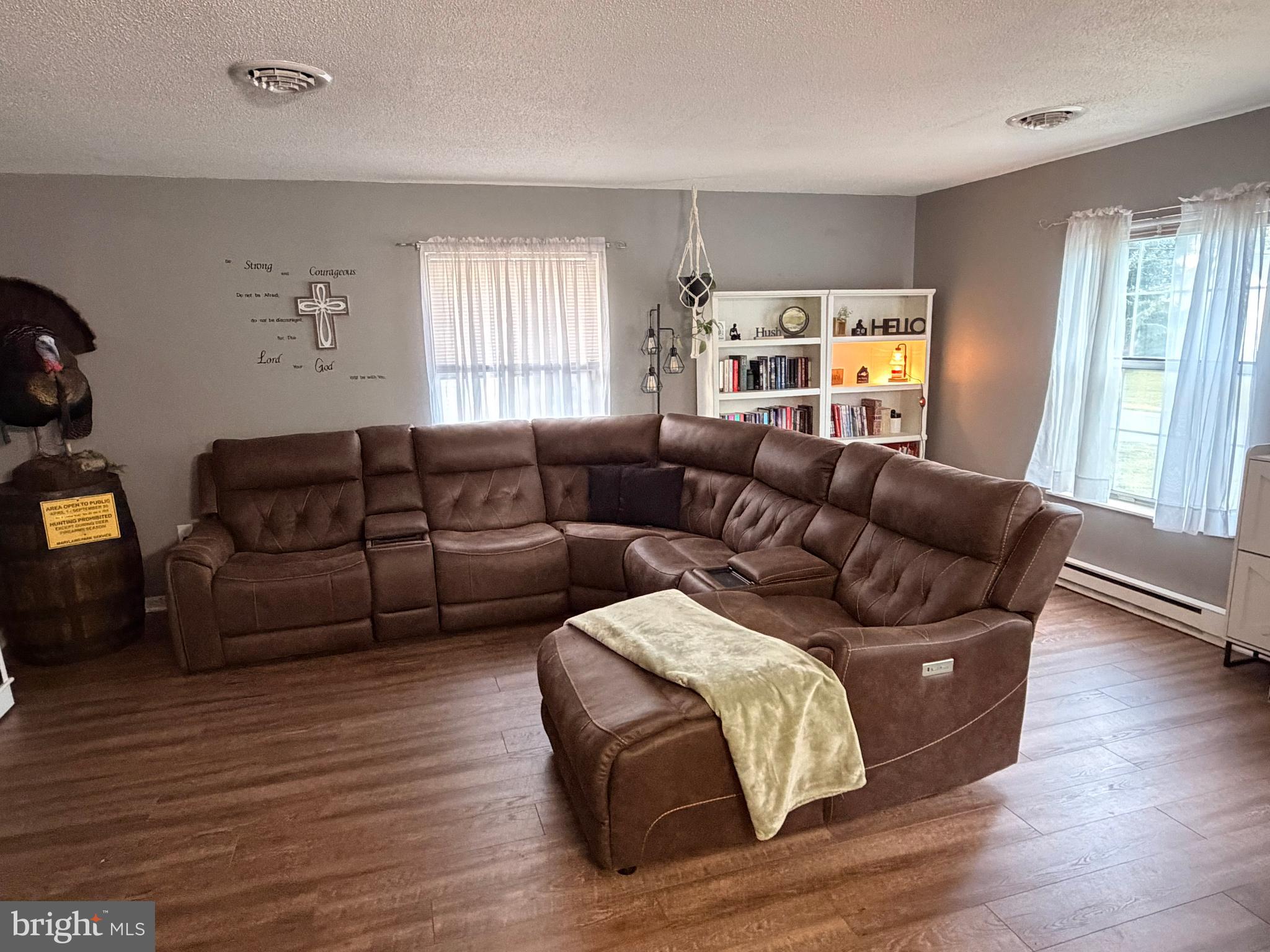 PIKEVIEW ACRES WEST - Residential