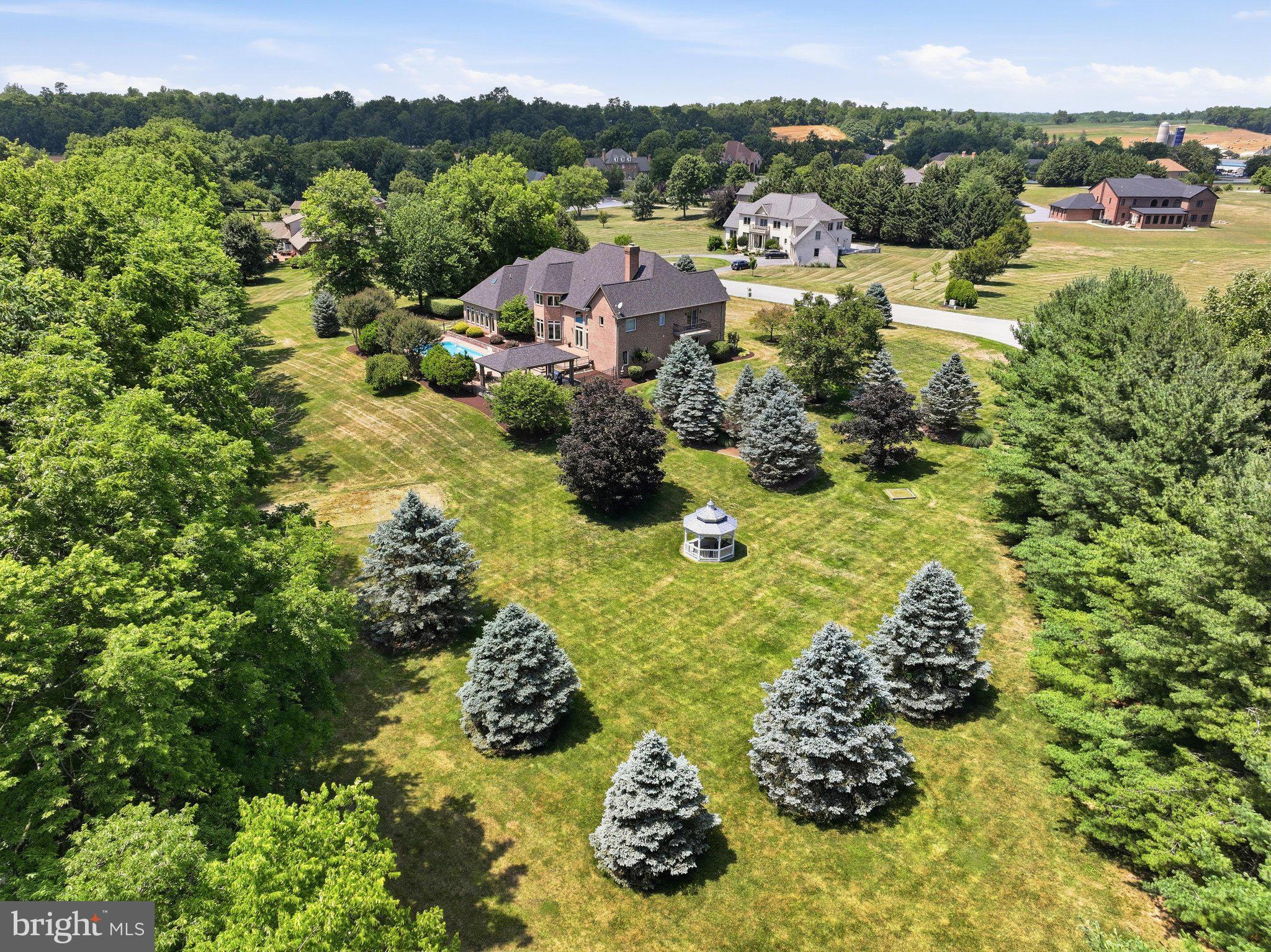 REDAMAR ESTATES - Residential