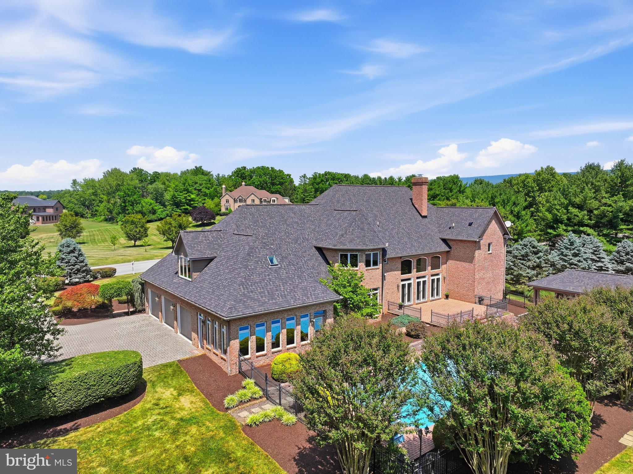 REDAMAR ESTATES - Residential