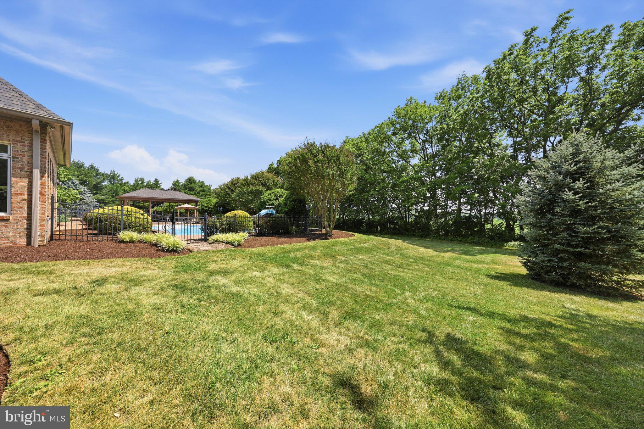 REDAMAR ESTATES - Residential