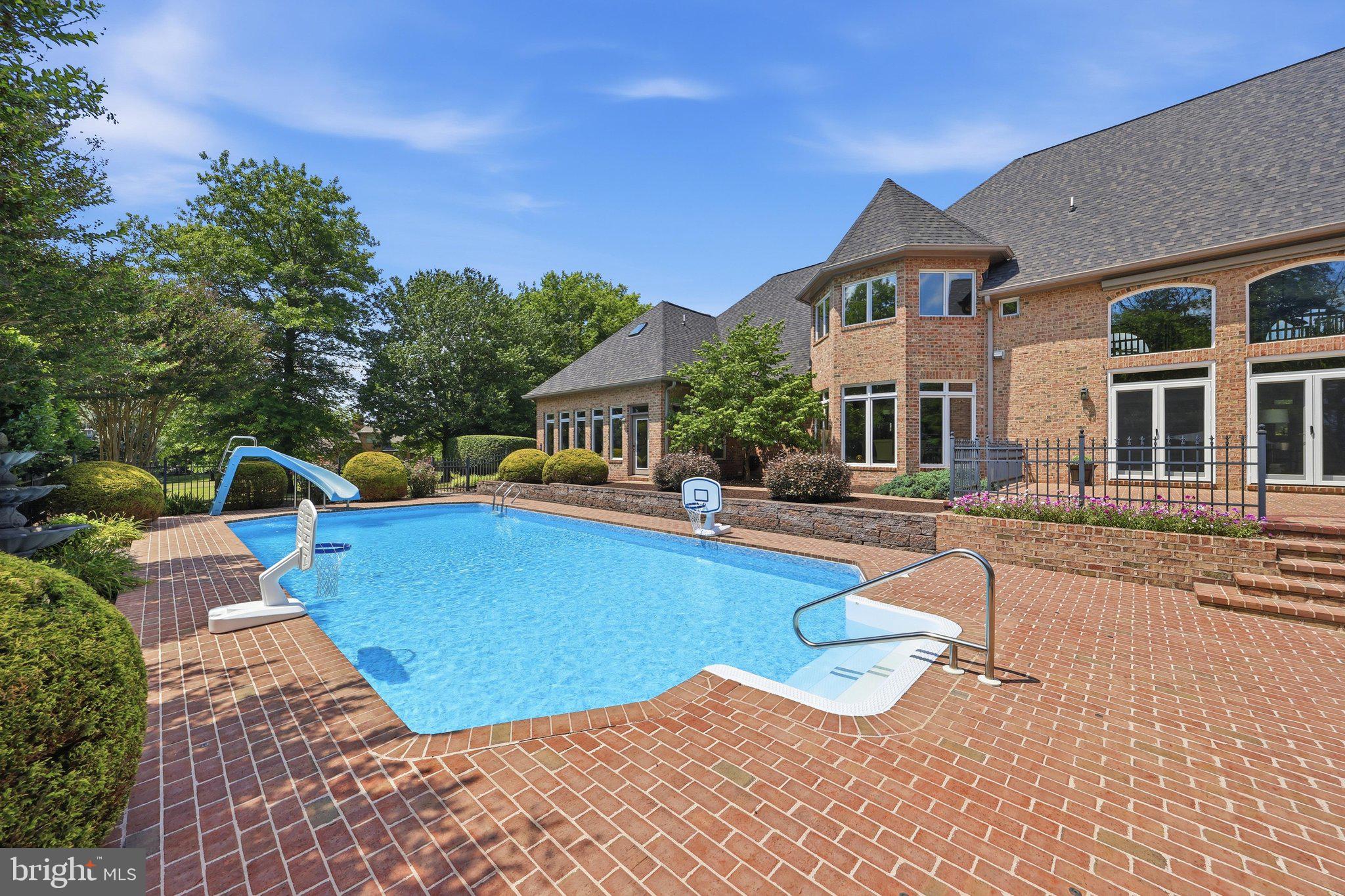 REDAMAR ESTATES - Residential