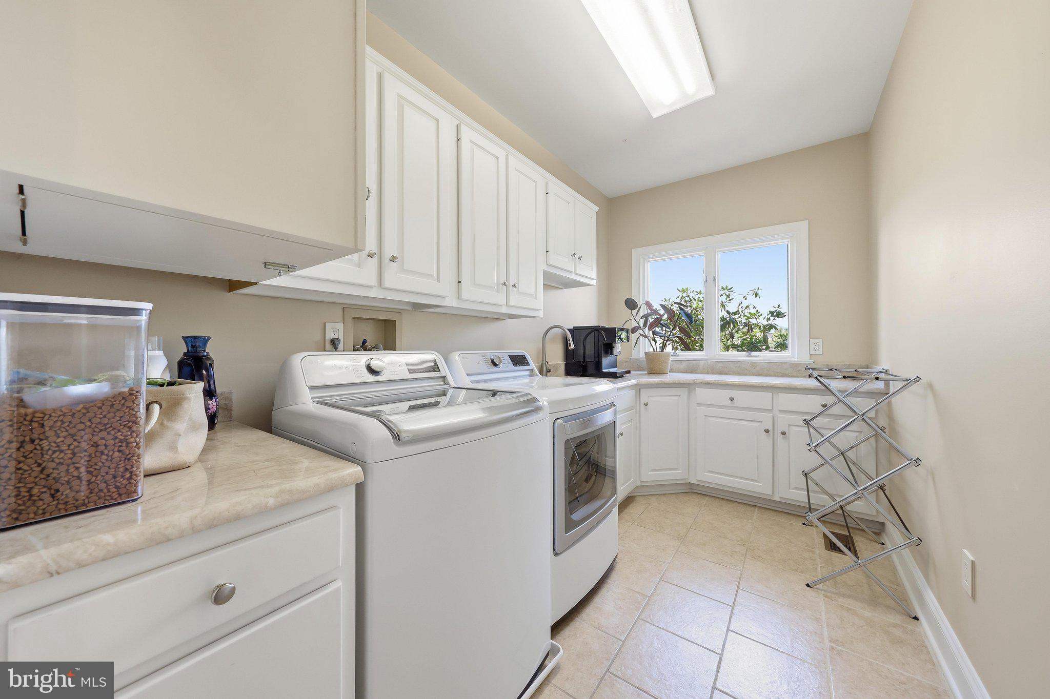 REDAMAR ESTATES - Residential