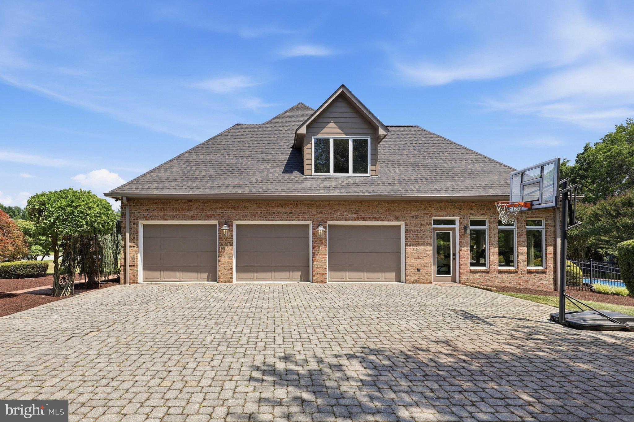 REDAMAR ESTATES - Residential