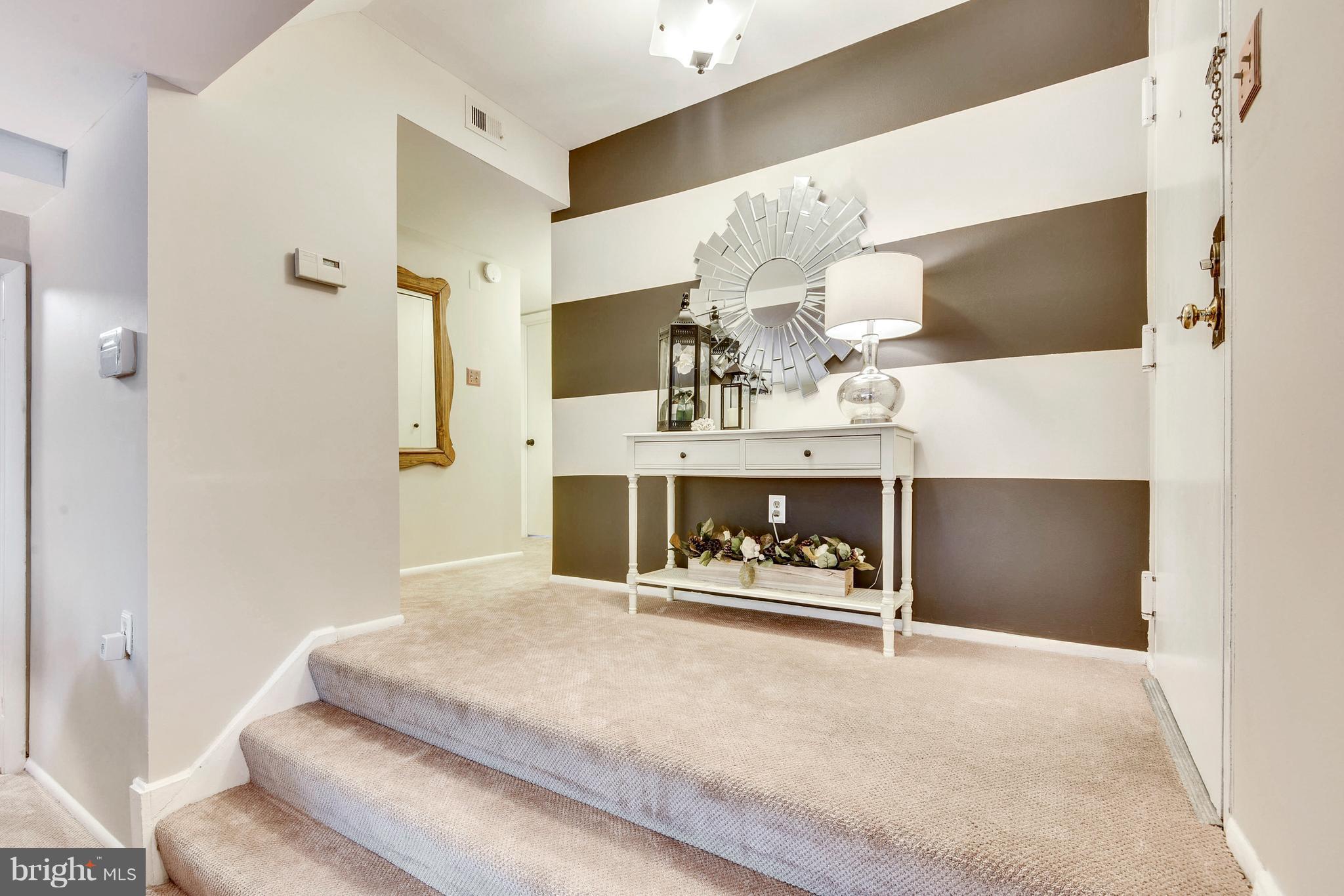 NORTH CREEK VILLAS - Residential