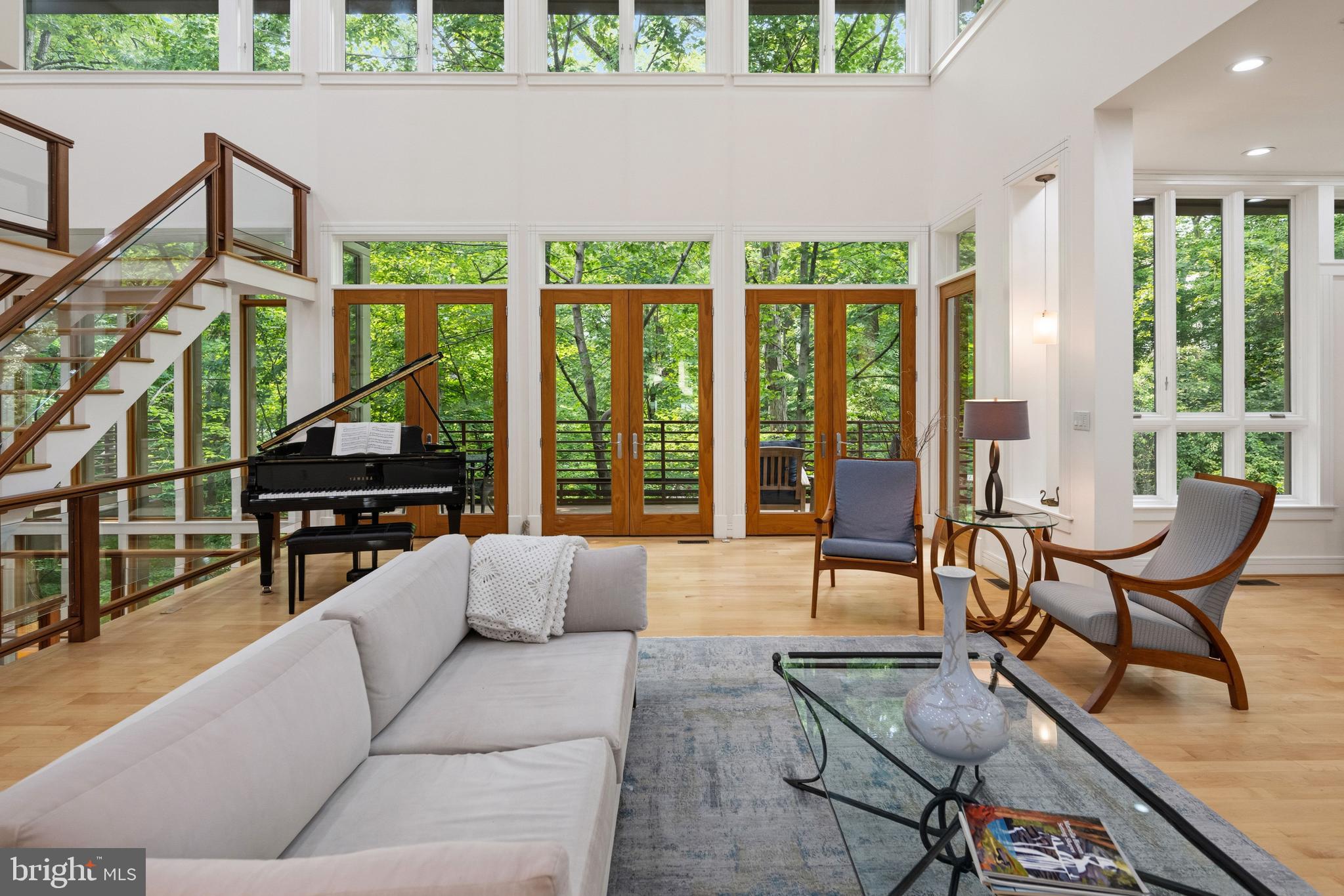 FOREST HILLS - Residential