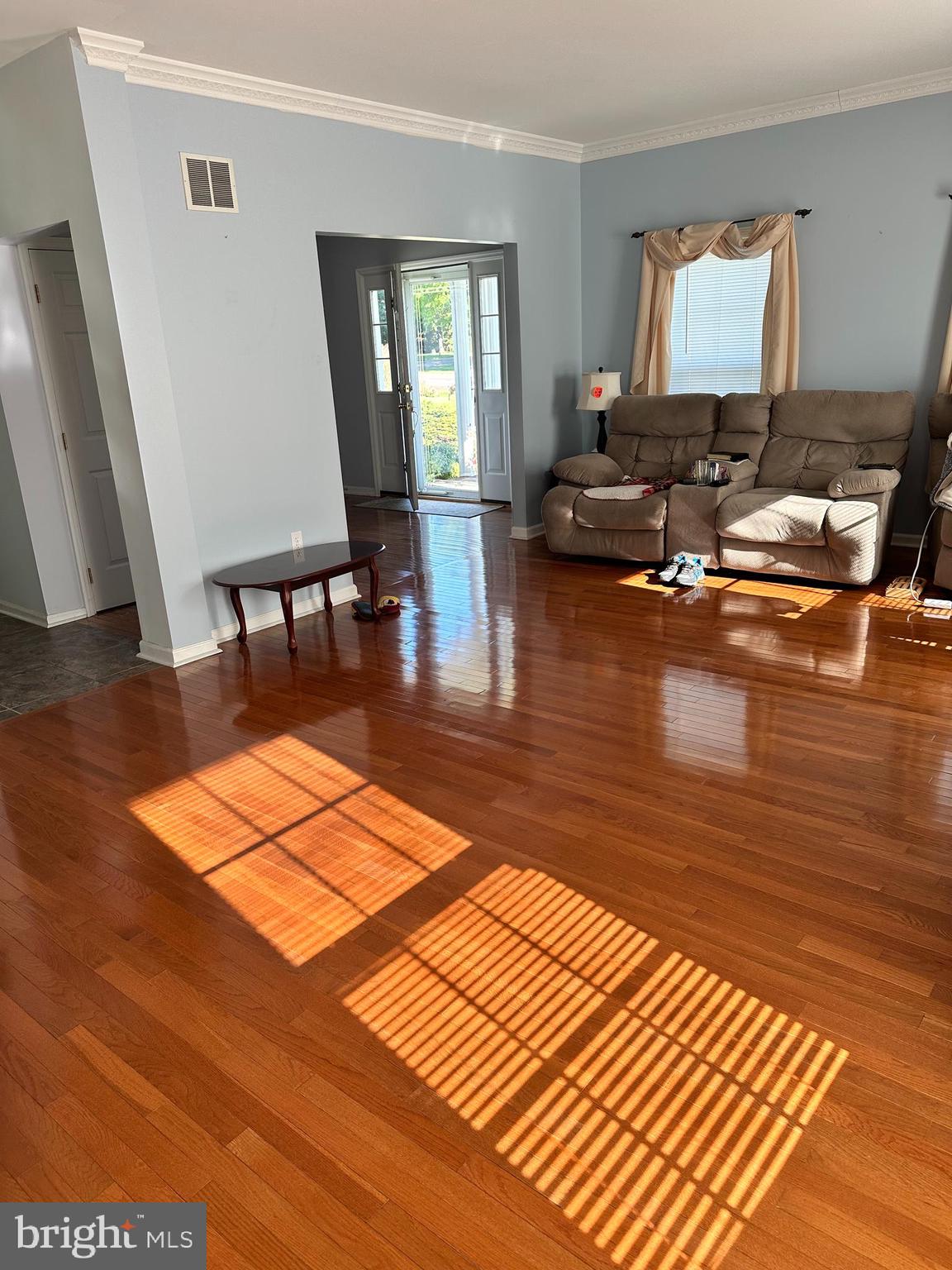 BROADWAY SOUTH - Residential