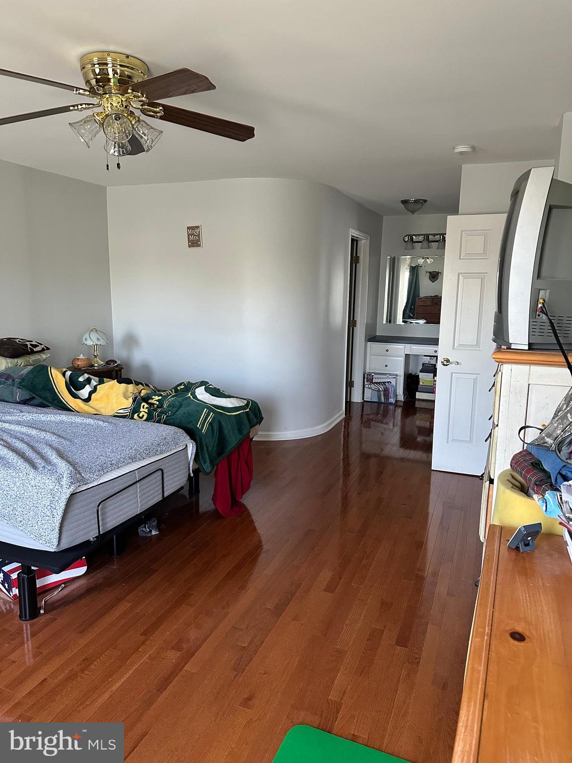 BROADWAY SOUTH - Residential
