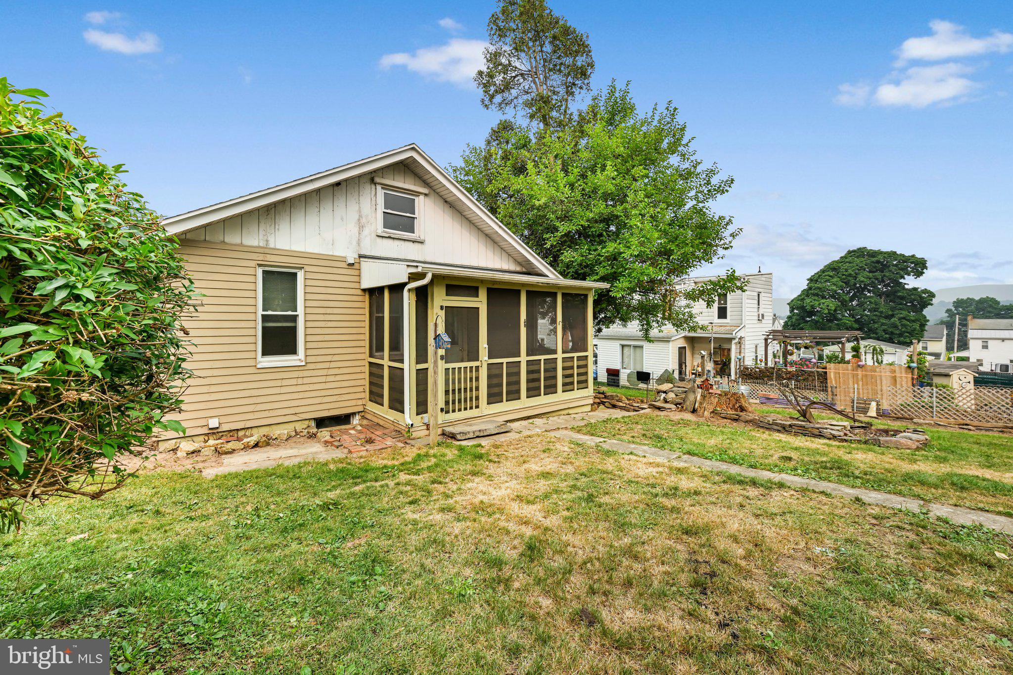 SCHUYLKILL HAVEN - Residential