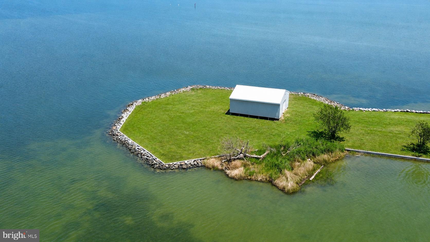 HOOPERS ISLAND - Land