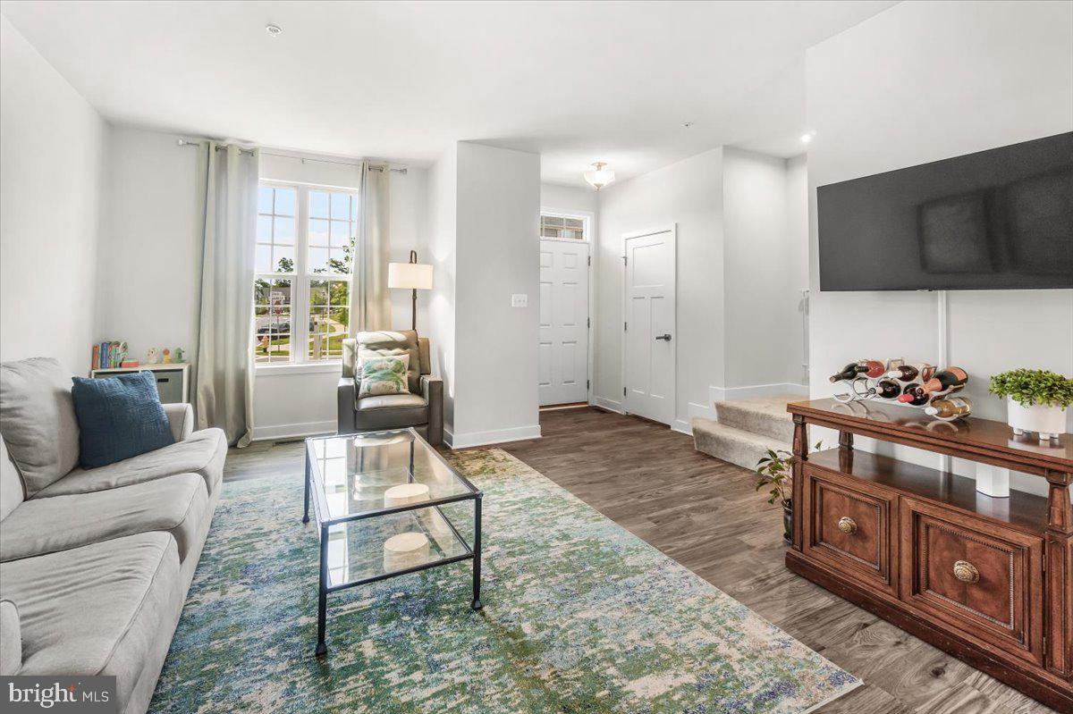 LAKE LINGANORE EAGLEHEAD - Residential