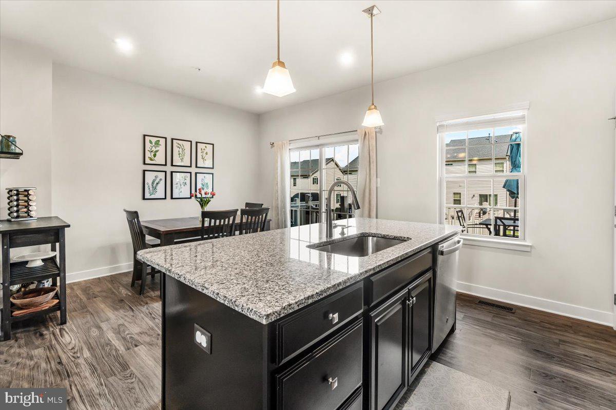 LAKE LINGANORE EAGLEHEAD - Residential