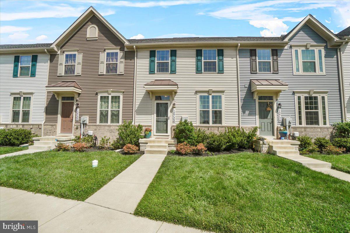 LAKE LINGANORE EAGLEHEAD - Residential