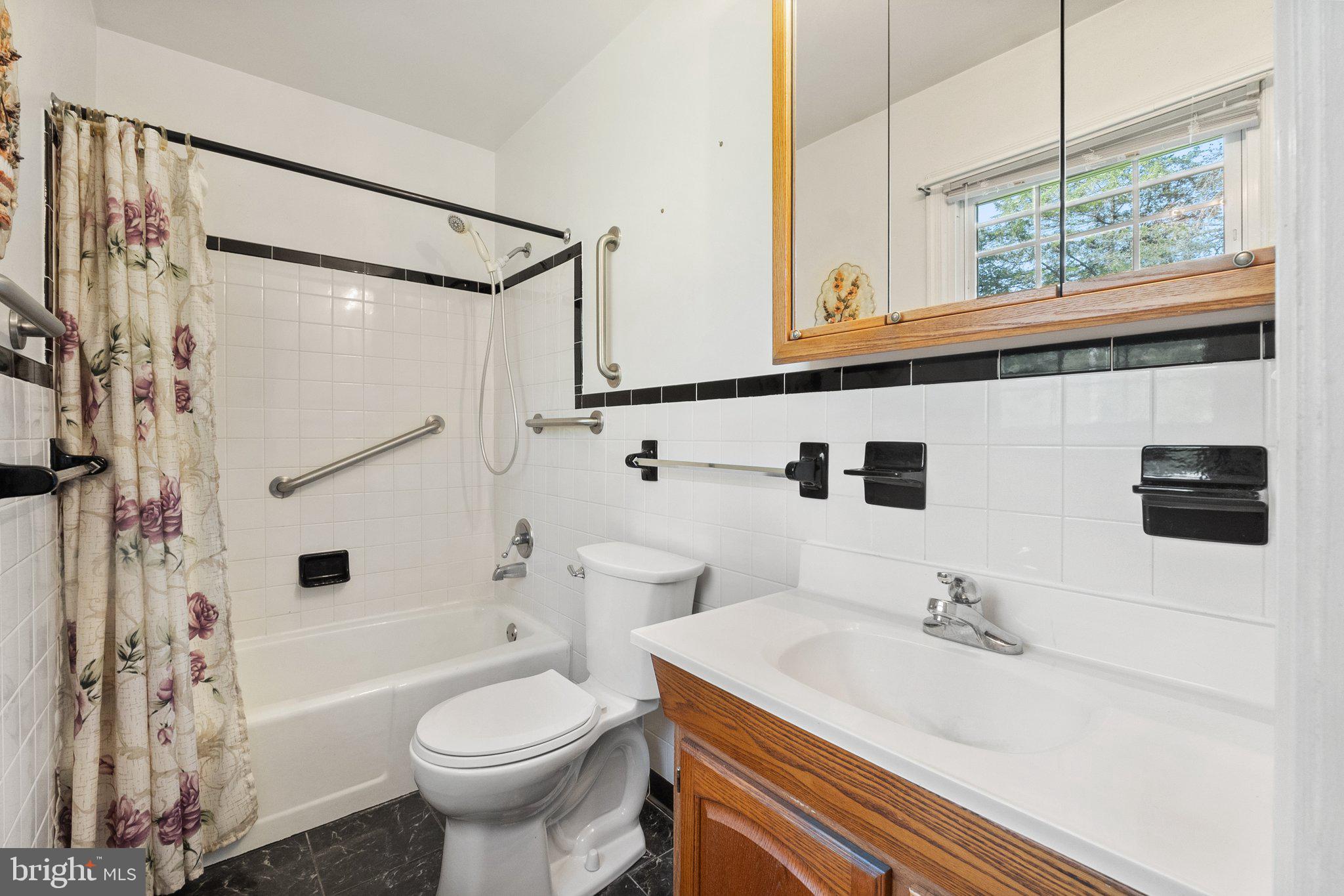 CHERRY HILL - Residential