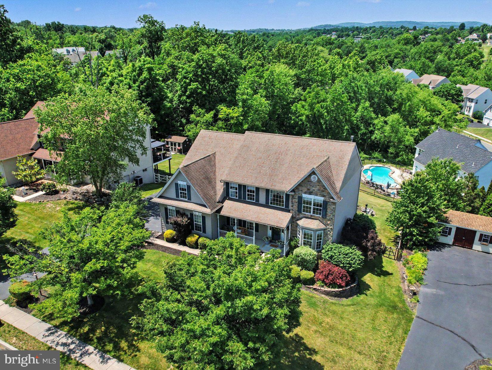 BELLA VISTA - Residential
