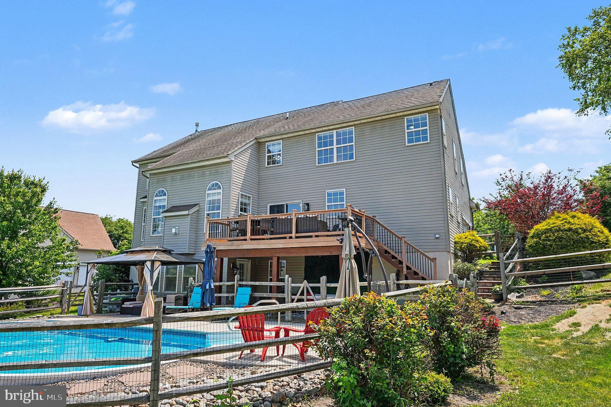 BELLA VISTA - Residential