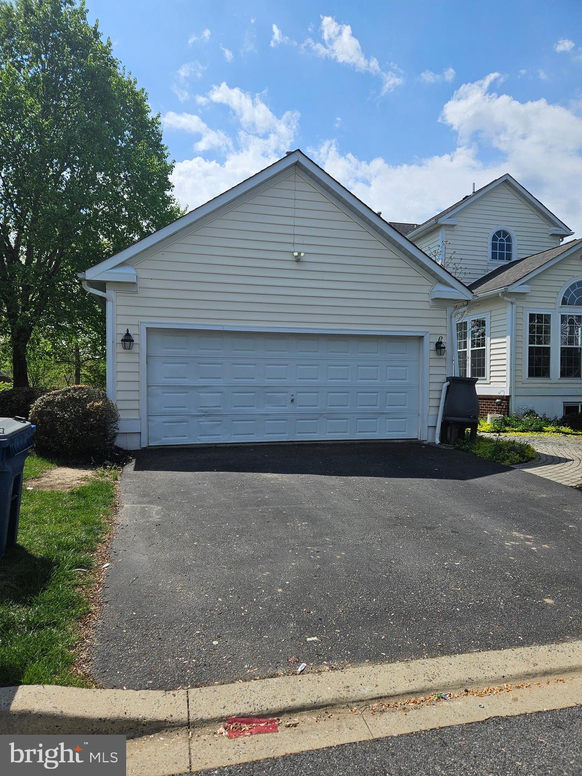 MERIDIAN CROSSING - Residential