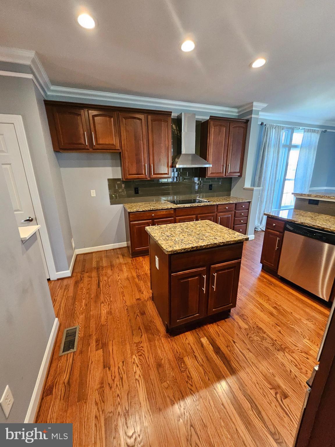 MERIDIAN CROSSING - Residential