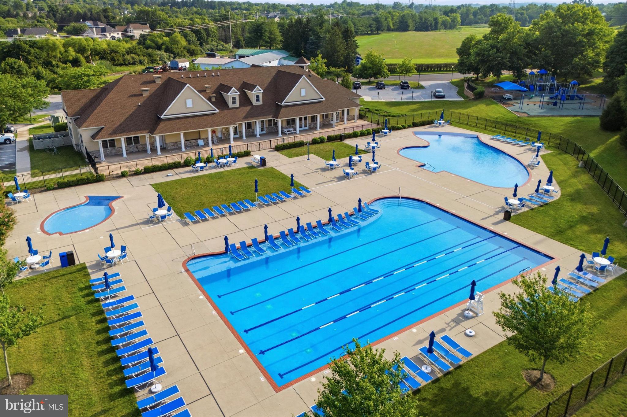 BLUE BELL CC - Residential