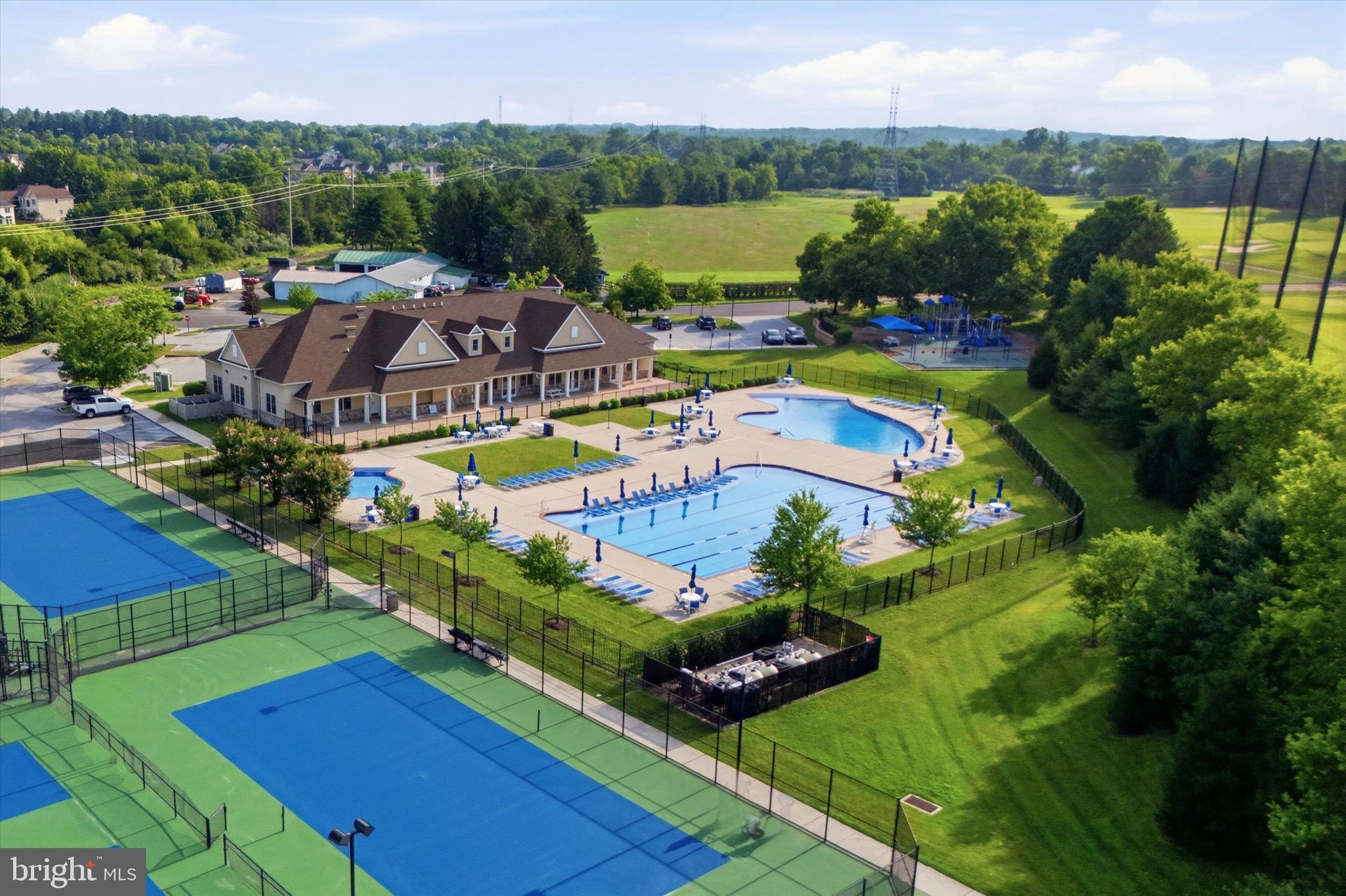 BLUE BELL CC - Residential