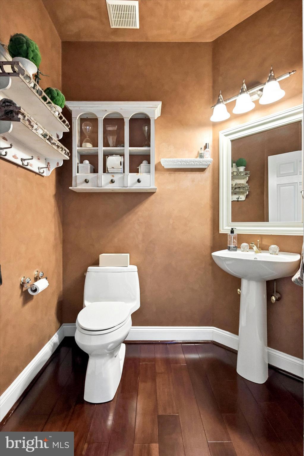 BLUE BELL CC - Residential