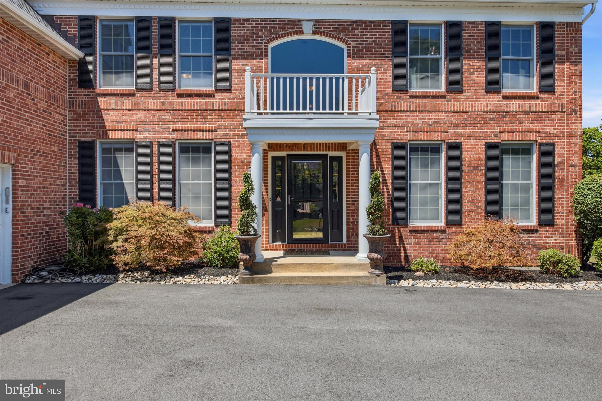 BLUE BELL CC - Residential