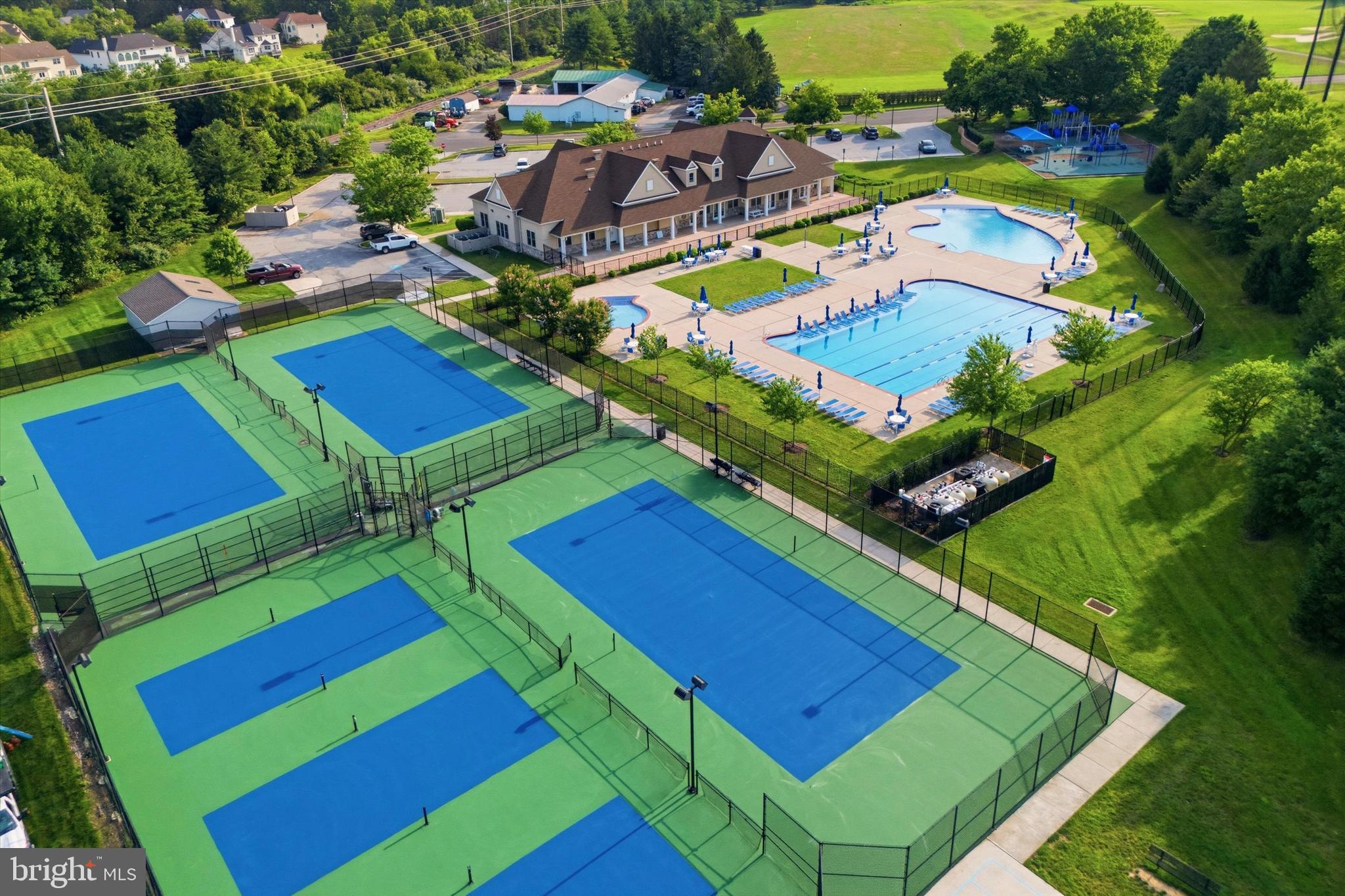BLUE BELL CC - Residential