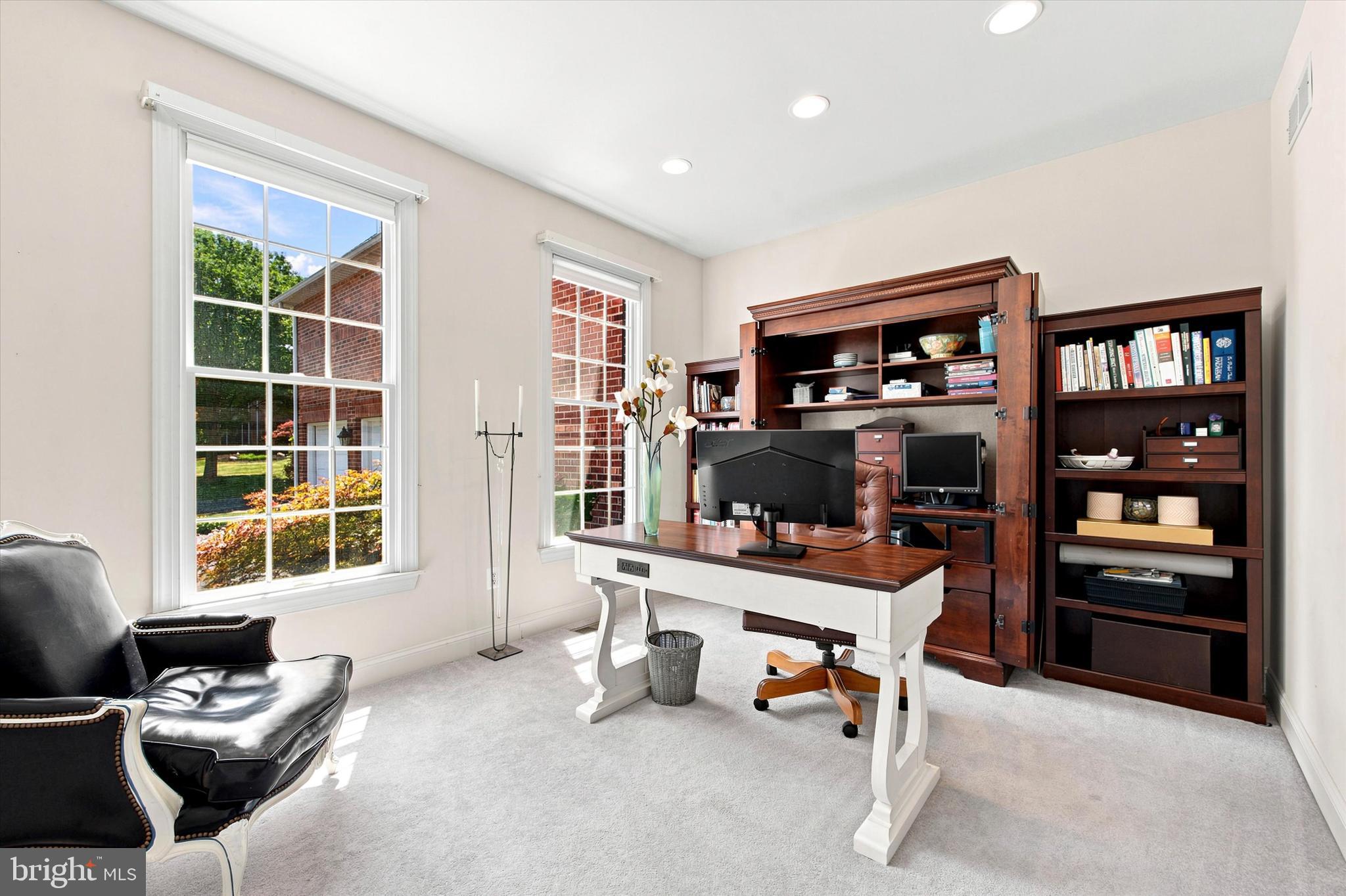 BLUE BELL CC - Residential
