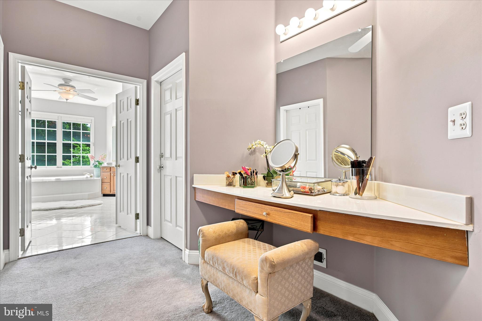 BLUE BELL CC - Residential