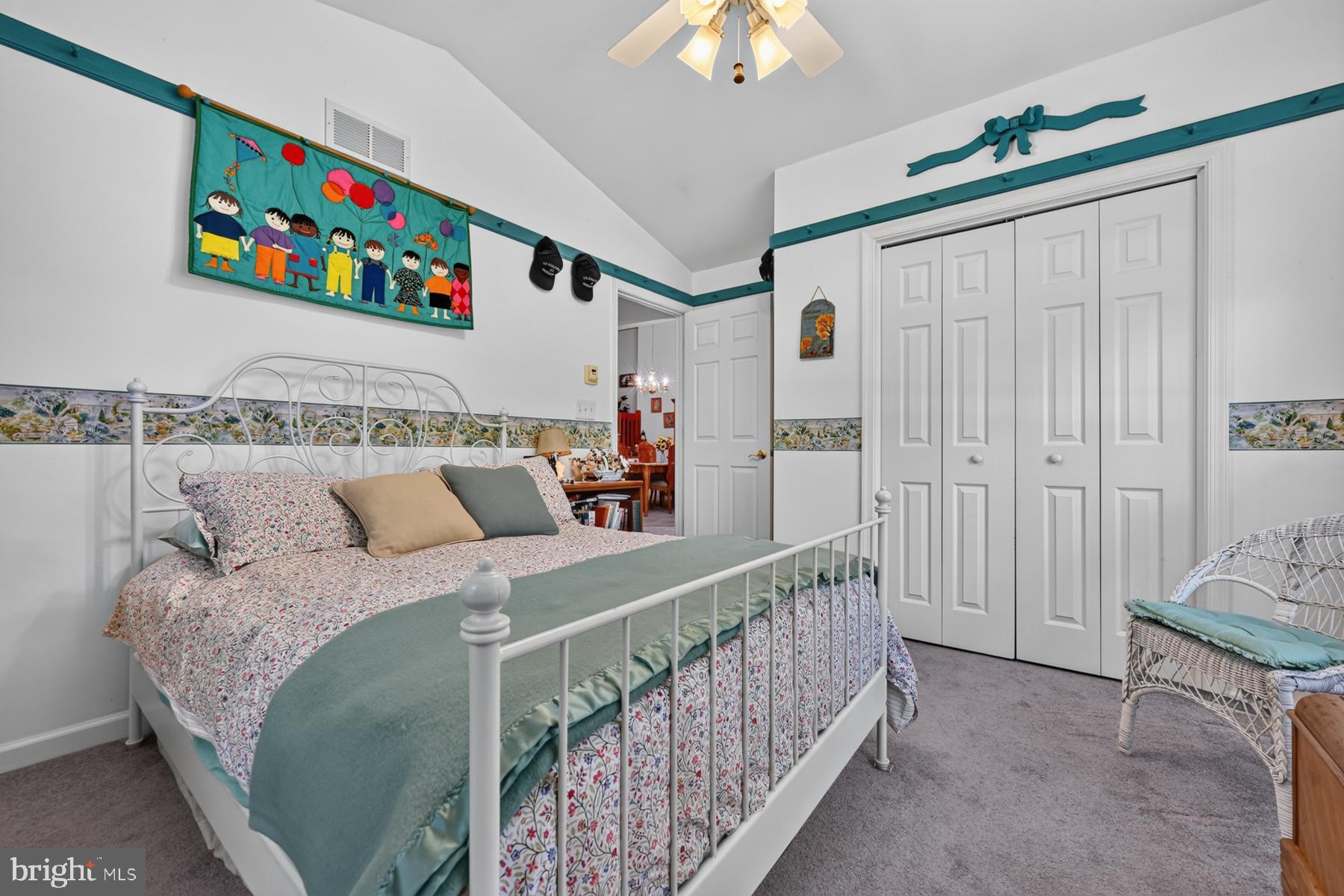 GREEN GABLES - Residential