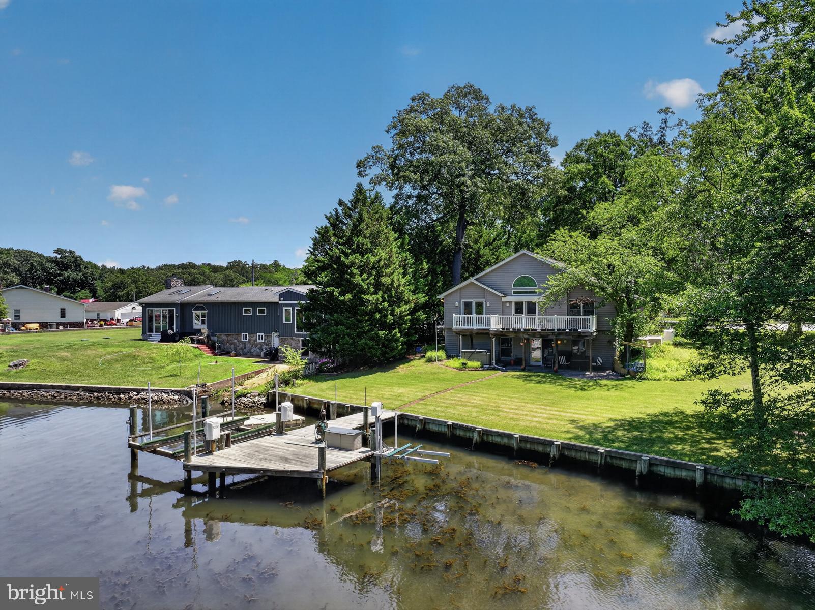 GREEN GABLES - Residential