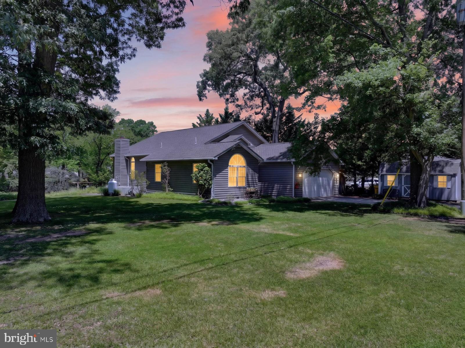 GREEN GABLES - Residential