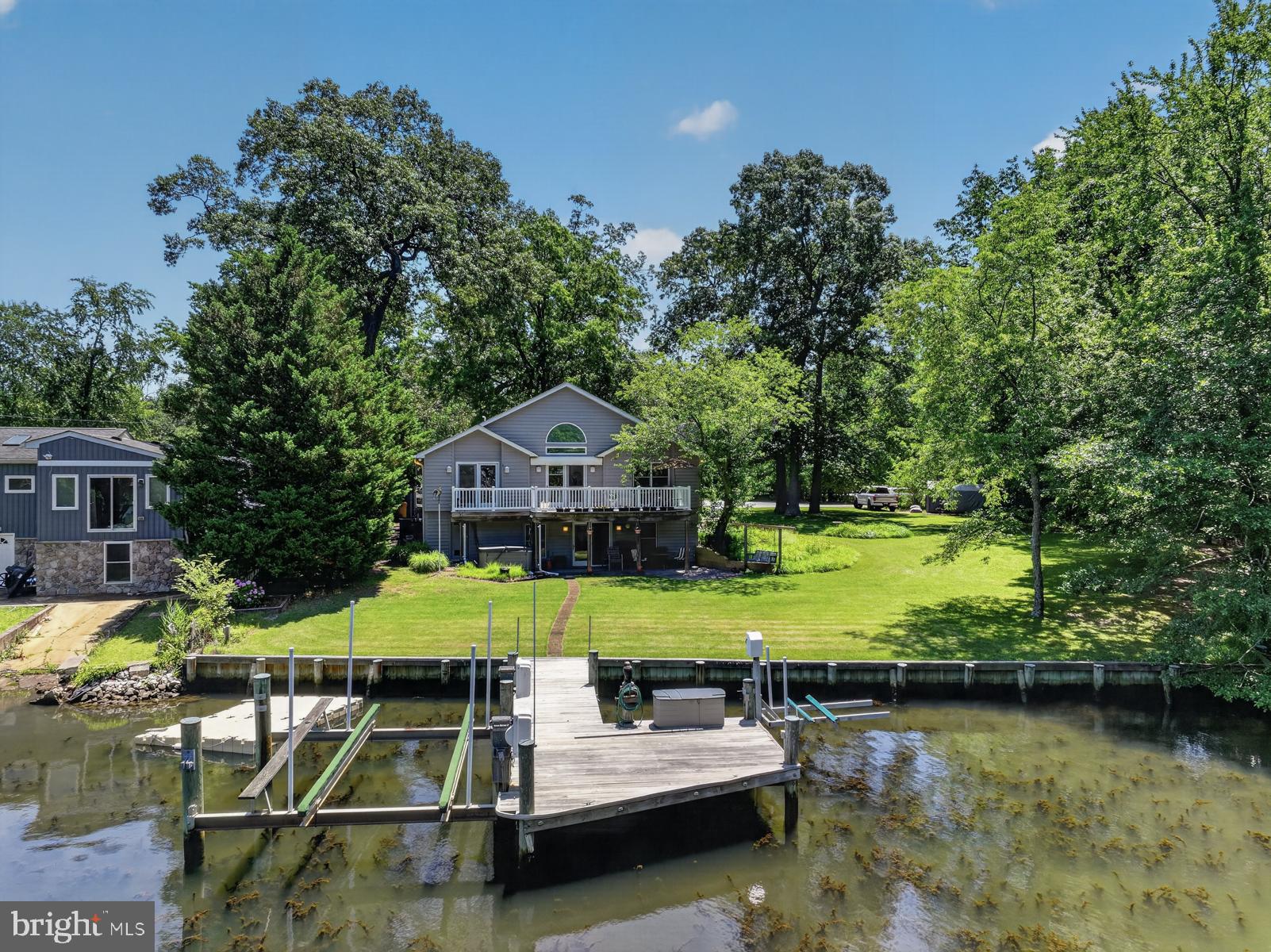 GREEN GABLES - Residential