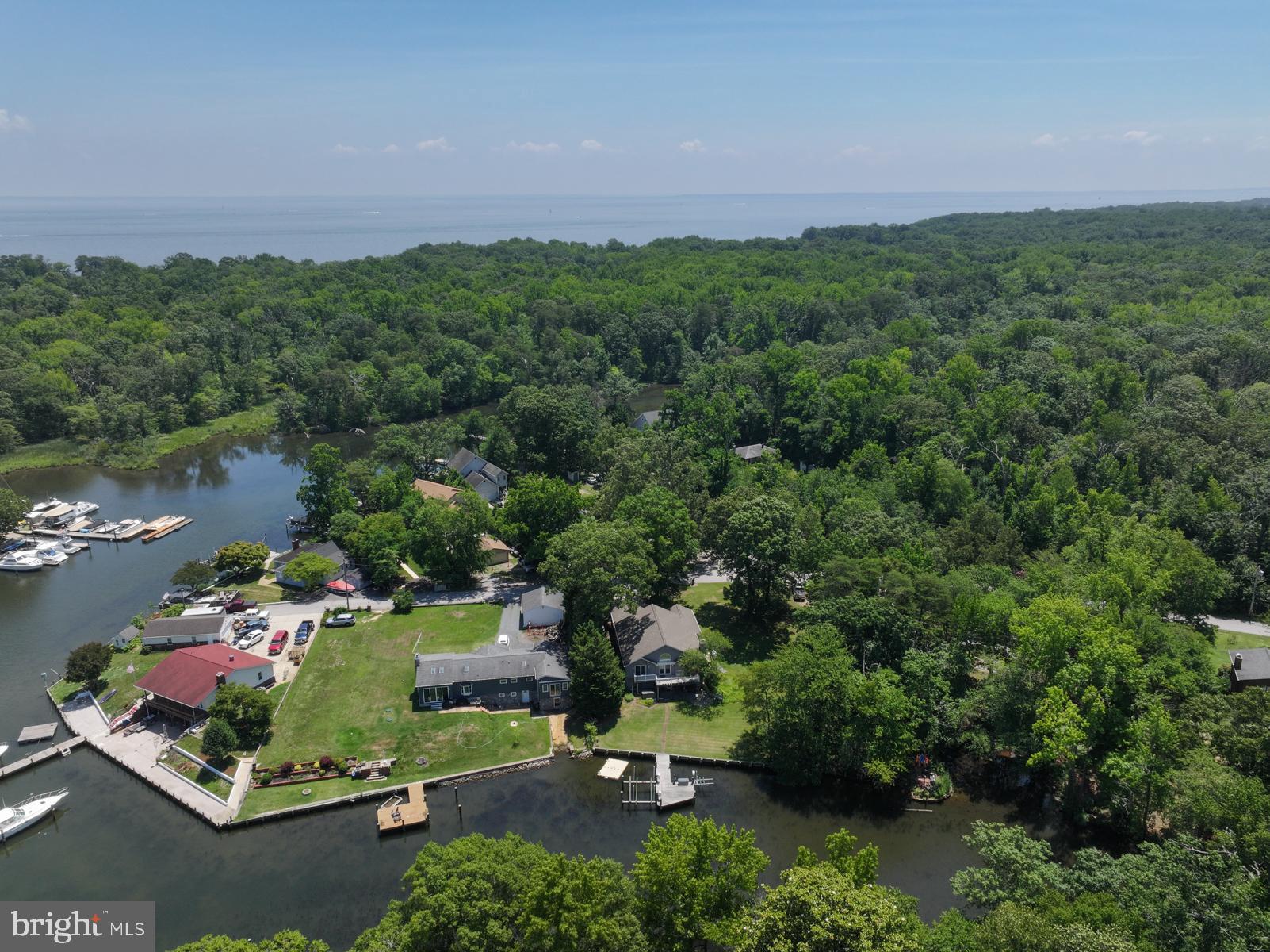 GREEN GABLES - Residential