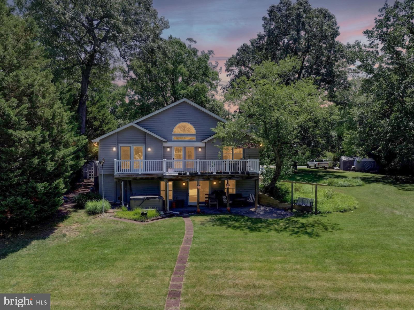 GREEN GABLES - Residential