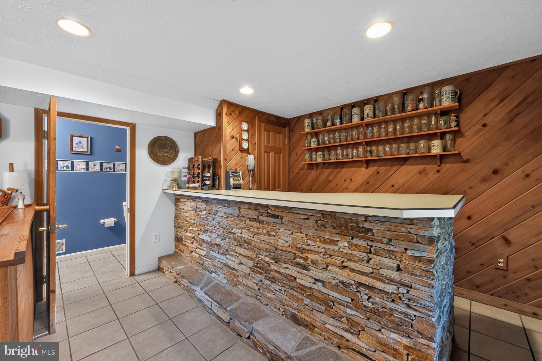 GREEN GABLES - Residential