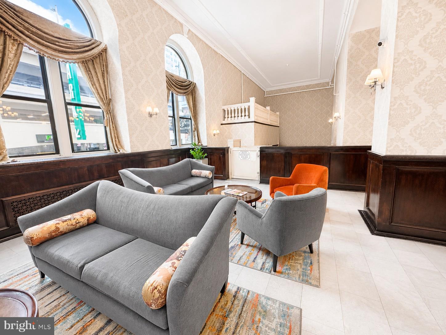 AVENUE OF THE ARTS - Residential
