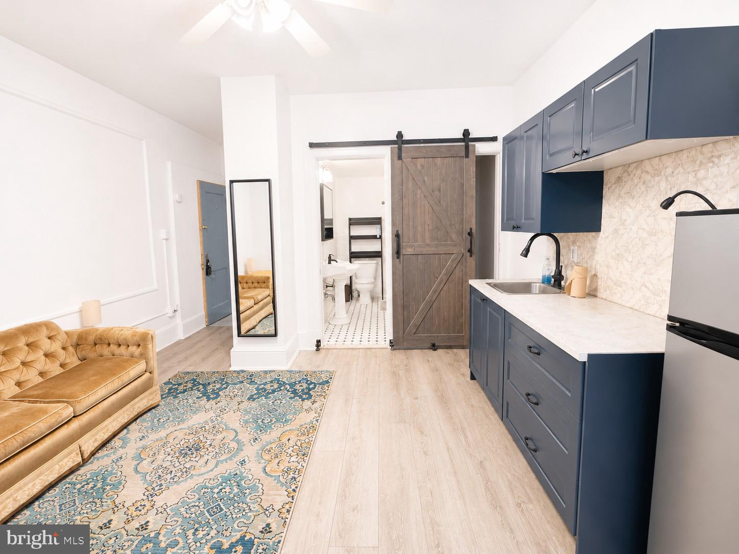 AVENUE OF THE ARTS - Residential