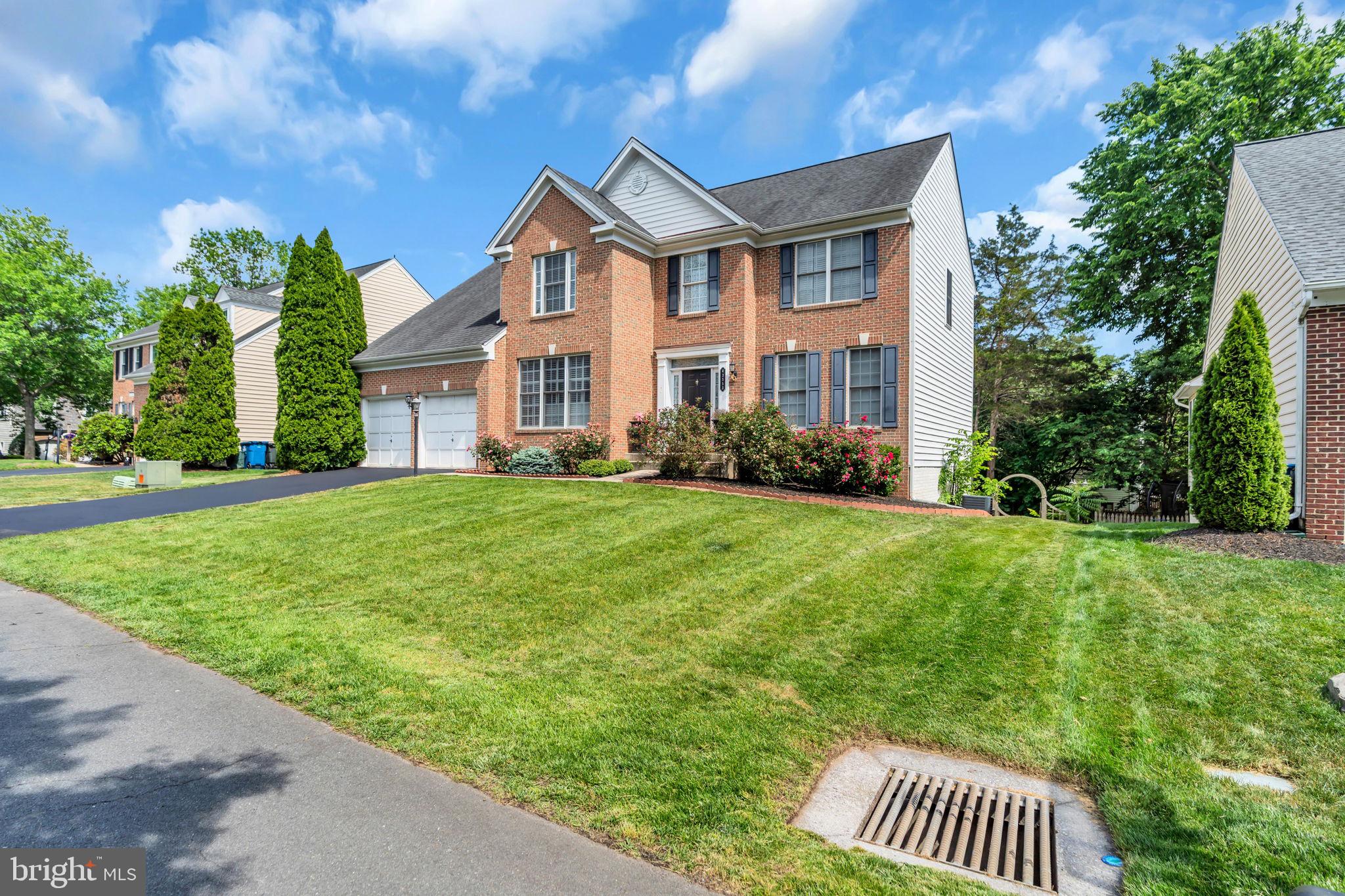 SOUTH RIDING - Residential