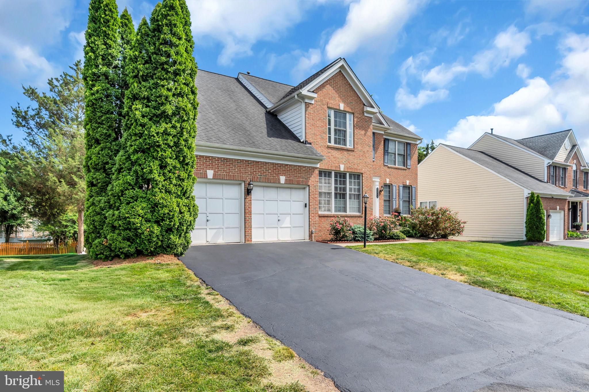 SOUTH RIDING - Residential