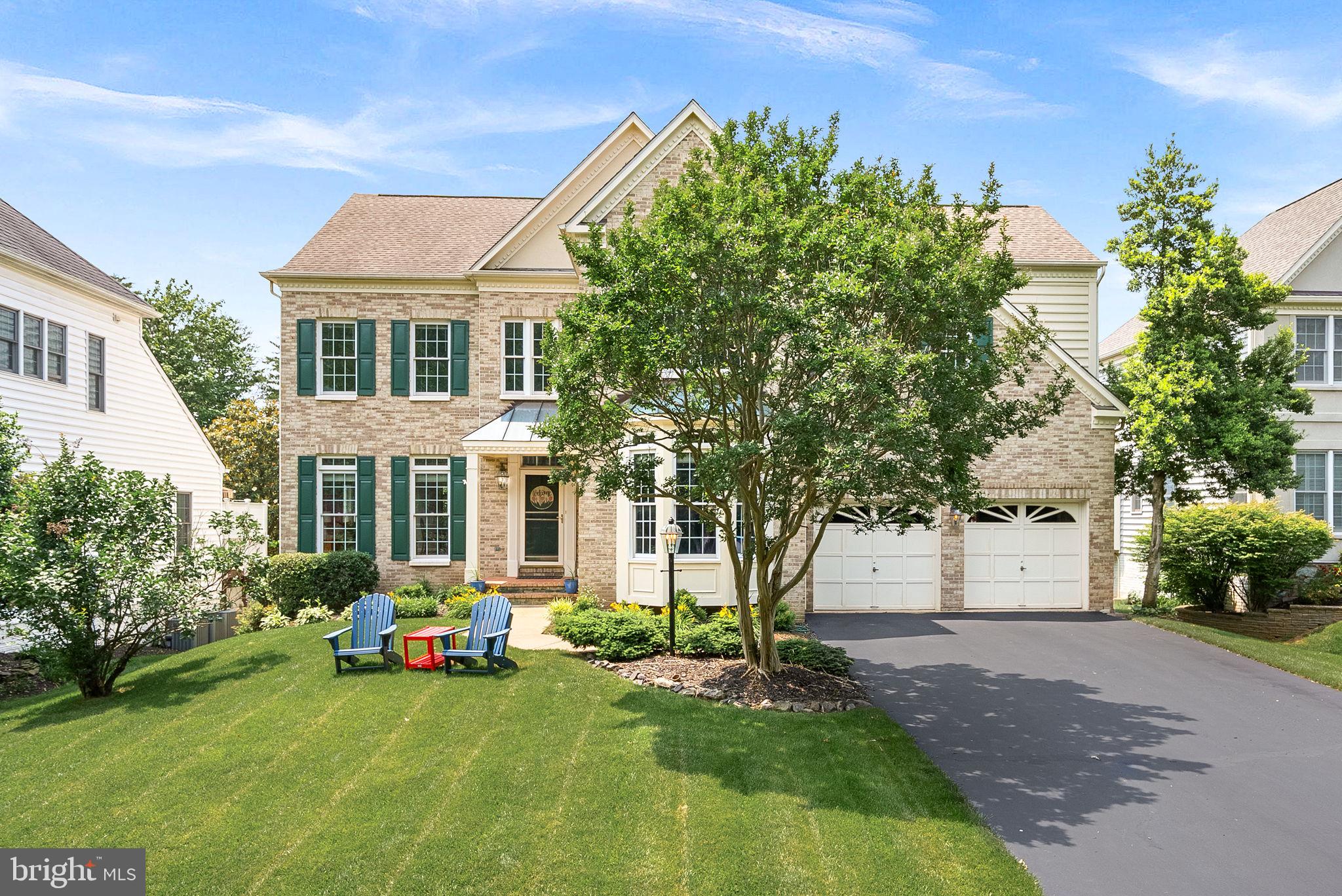 Welcome to 25781 Planting Field Drive in South Riding, where scenic golf course views, modern updates, and generous living spaces combine to create an exceptional place to call home.
Perfectly positioned with direct golf course frontage, this beautifully maintained residence offers a spacious floor plan featuring four bedrooms and three full bathrooms on the upper level, including a spacious primary suite designed for comfort and relaxation.
A dramatic two-story foyer sets the tone, leading into bright, sun-filled living spaces accented by hardwood floors throughout the main level. The kitchen serves as the heart of the home, seamlessly connecting to the inviting family room with its stone fireplace, an ideal setting for both everyday living and entertaining. A private home office and updated powder room (2017) add convenience and versatility to the main level.
Upstairs, recent improvements include brand-new carpeting (2025), a fully renovated en-suite bathroom in the third bedroom (2024), and an updated hall bathroom (2018). The finished walk-out lower level expands the home's living space with an additional bedroom, full bathroom, wet bar, and abundant storage.
From the main level, step outside to enjoy the Trex deck (2018), overlooking a flat backyard and picturesque golf course views, perfect for relaxing, entertaining, or enjoying peaceful evenings outdoors.
Residents of South Riding enjoy an outstanding lifestyle with access to multiple pools, tennis and pickleball courts, playgrounds, miles of trails, community events, and the nearby Dulles South Recreation Center. Conveniently located near shopping, dining, Stone Springs Hospital, Dulles International Airport, and major commuter routes, this home offers the perfect balance of tranquility, recreation, and accessibility.