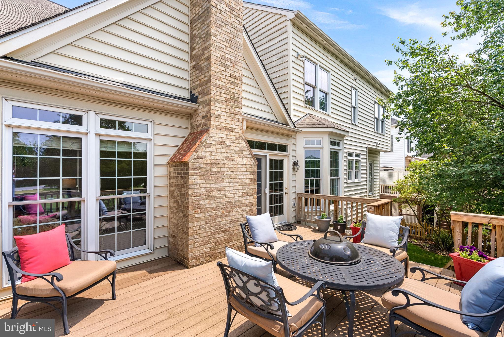 SOUTH RIDING - Residential